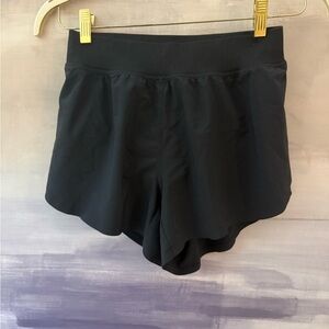 CRZ YOGA Women's Athletic Black Shorts Size 4/6